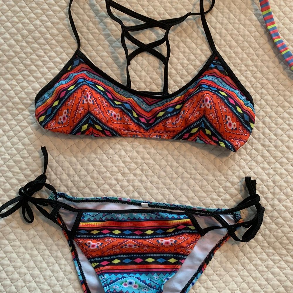 NEVER BEEN WORN Red Aztec Bikini Set Size M
